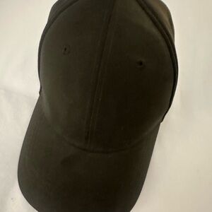 Lululemon Athletica Black and Green Classic Hat